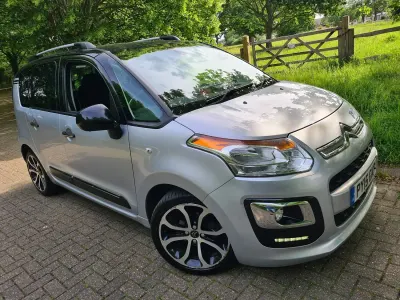 Used Citroën C3 Picasso Exclusive 2015 Silver MPV