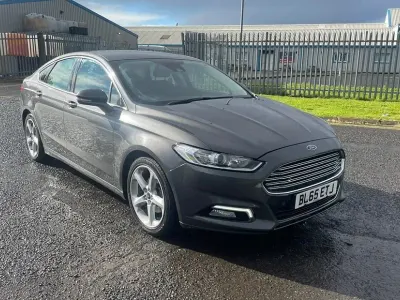 Used Ford Mondeo Titanium 180 HP (132 kW) 2015 Grey Hatchback