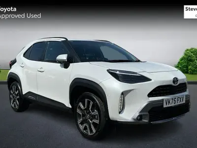New Toyota Yaris Cross 131 HP (96 kW) 2025 White SUV