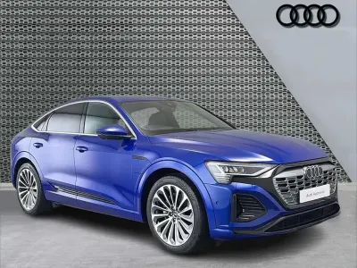 Used Audi Q8 e-tron S-Line 250 kW (340 HP) 2023 Blue SUV