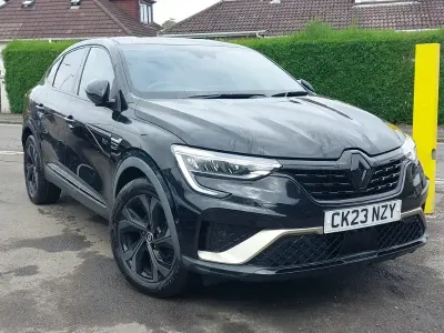 Używany Renault Arkana Engineered 142 KM (104 kW) 2023 Czarny SUV