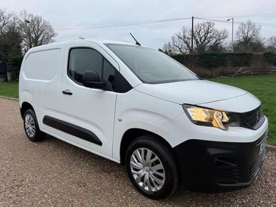 White Used 2020 Peugeot Partner S MPV | £10,990 (Fair price)
