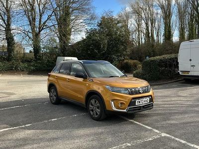 Used Suzuki Vitara SZ-T 115 HP (84 kW) 2024 Yellow SUV