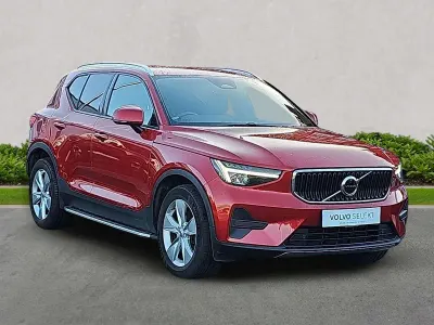 Usado Volvo XC40 Core 2023 Vermelho SUV