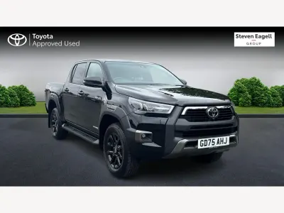 Used Toyota HiLux 201 HP (147 kW) 2025 Black Pickup