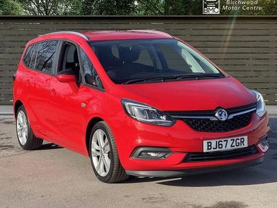 Used Vauxhall Zafira Tourer SRi 140 HP (102 kW) 2017 Red MPV