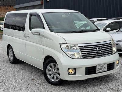 Used Nissan Elgrand 2010 White MPV