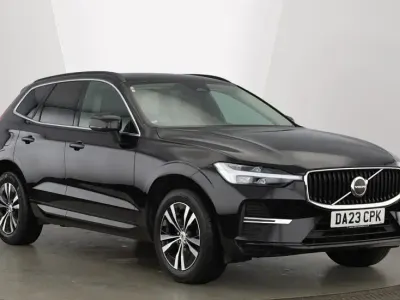 Used Volvo XC60 Core 250 HP (183 kW) 2023 Black SUV