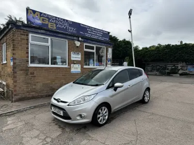 Used Ford Fiesta Zetec 2011 Silver Hatchback