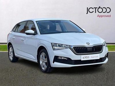 Used Skoda Scala SE 147 HP (108 kW) 2021 White Hatchback