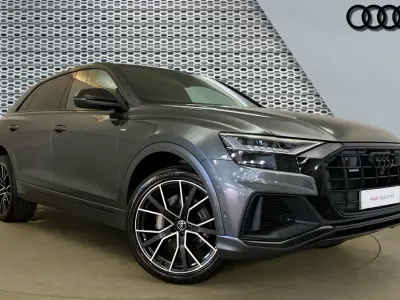 Used Audi Q8 Comfort 340 HP (250 kW) 2022 Grey SUV