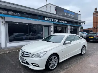 Usado Mercedes E350 2010 Branco Coupé