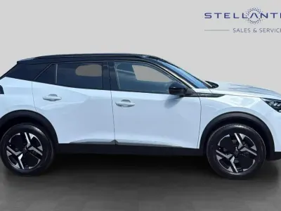 Usado Peugeot 2008 GT 129 HP (94 kW) 2025 Branco SUV