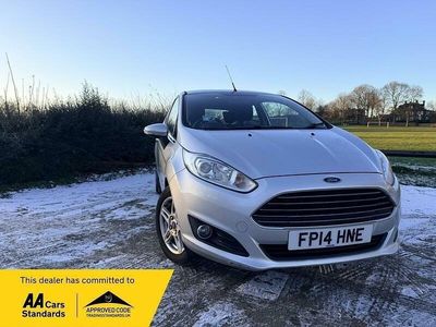 Silver Used 2014 Ford Fiesta Zetec Hatchback | £3,450 (Good price)