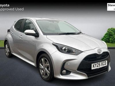 Used Toyota Yaris Hybrid 116 HP (85 kW) 2025 Silver Hatchback