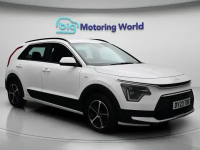Used Kia Niro 141 HP (103 kW) 2023 White SUV