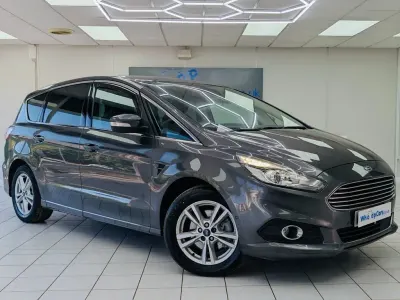 Używany Ford S-MAX Titanium 150 KM (110 kW) 2016 Szary Minivan