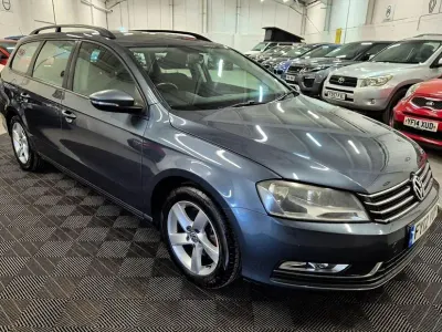 Usado VW Passat S 140 CV (102 kW) 2012 Gris Familiar