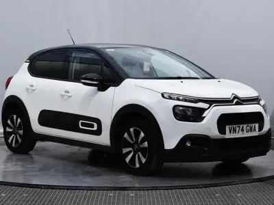 Used Citroën C3 PureTech 83 HP (61 kW) 2024 White Hatchback