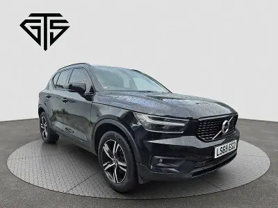 Used Volvo XC40 R-Design 190 HP (139 kW) 2019 Onyx black SUV