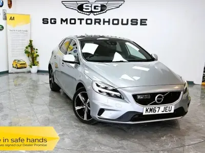 Usado Volvo V40 R-Design 152 HP (111 kW) 2017 Prateado Citadino