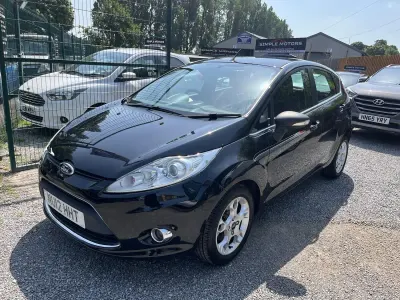 Used Ford Fiesta Zetec 94 HP (69 kW) 2012 Black Hatchback
