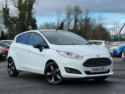 White Used 2015 Ford Fiesta Zetec Hatchback | £4,295 (Good price)