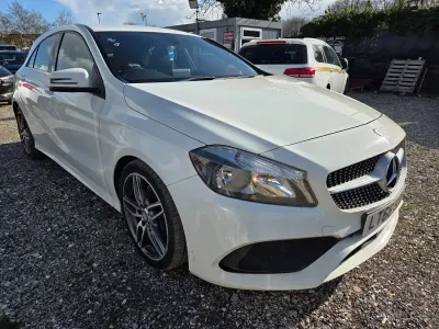 Usado Mercedes A160 AMG line 2016 Branco Citadino