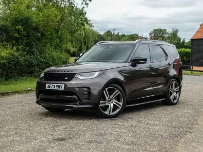 Used Land Rover Discovery HSE Dynamic 360 HP (264 kW) 2023 Grey SUV