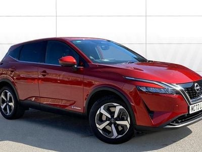 Begagnad Nissan Qashqai N-Connecta 190 HK (139 kW) 2023 Röd SUV