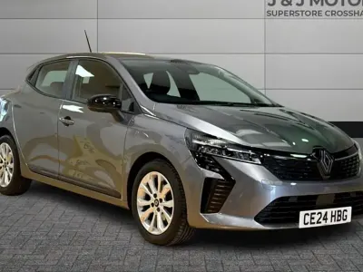 Used Renault Clio Evolution 90 HP (66 kW) 2024 Hatchback