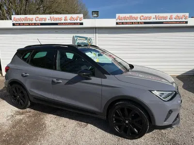 Usado Seat Arona Black Edition 2025 Gris SUV