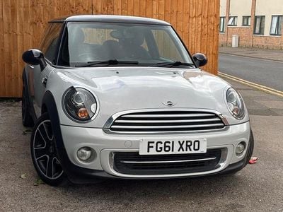 Silver Used 2011 Mini Cooper Hatch Hatchback | £2,799 (Expensive)