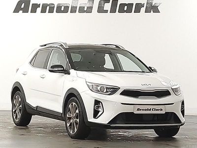 White Used 2022 Kia Stonic SUV | £16,998 (A bit pricey)