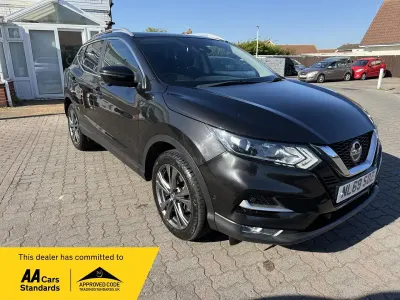 Used Nissan Qashqai N-Connecta 115 HP (84 kW) 2019 Black SUV