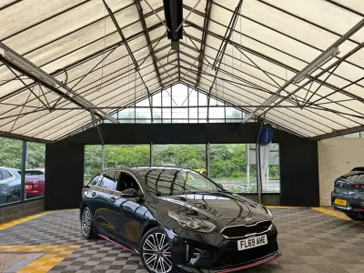 Begagnad Kia ProCeed GT 201 HK (147 kW) 2019 Svart Kombi