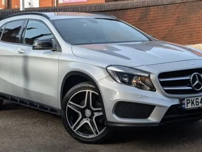 Käytetty Mercedes GLA220 AMG line 170 HP (125 kW) 2014 Hopea Katumaasturi