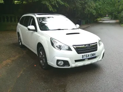 Used Subaru Outback 150 HP (110 kW) 2014 White Estate