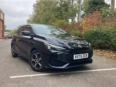 Used MG MG3 SE 116 HP (85 kW) 2025 Metallic  black pearl Hatchback