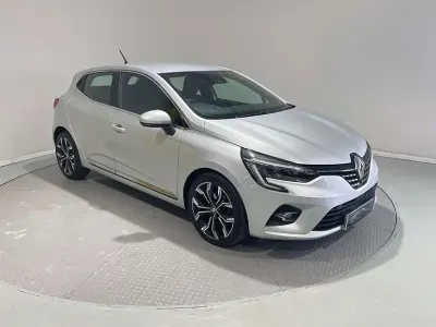 Used Renault Clio SE 90 HP (66 kW) 2022 Silver Hatchback