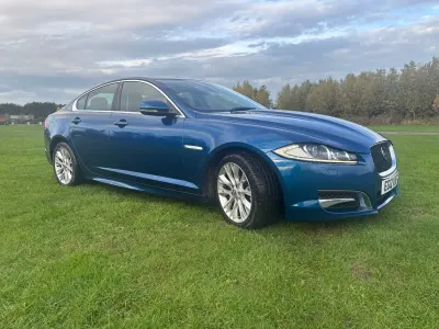 Used Jaguar XF 187 HP (137 kW) 2012 Blue Sedan