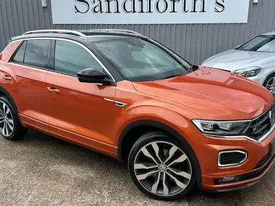 Used VW T-Roc R-line 150 HP (110 kW) 2019 Orange SUV