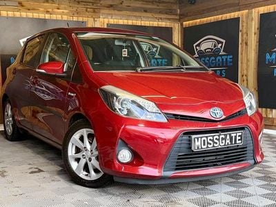 Used Toyota Yaris Hybrid 2012 Red Hatchback