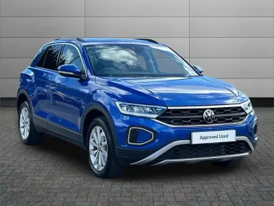 Used VW T-Roc Match 115 HP (84 kW) 2025 Blue SUV