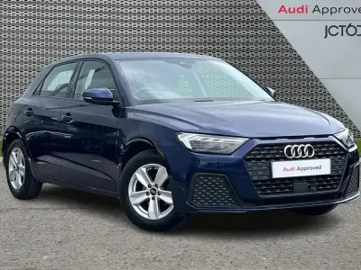 Used Audi A1 Design 94 HP (69 kW) 2023 Blue SUV