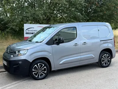 Used Citroën Berlingo Start 100 HP (73 kW) 2019 Grey MPV