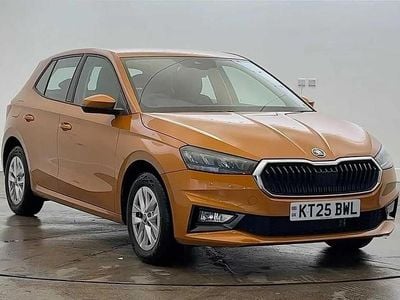 Phoenix orange metallic Used 2025 Skoda Fabia SE Hatchback | £16,495 (Fair price)