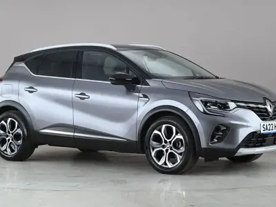Usado Renault Captur Techno 143 HP (105 kW) 2023 Cinzento SUV