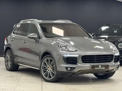Grey Used 2015 Porsche Cayenne SUV | £26,995 (Expensive)