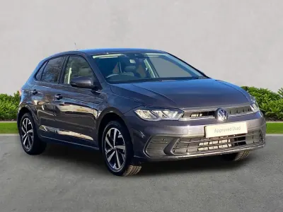 Begagnad VW Polo Match 95 HK (69 kW) 2025 Grå Halvkombi